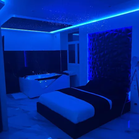 Neptune With Jacuzzi 公寓 *